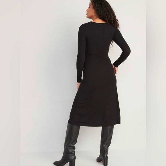 NWT! Fit & Flare Twist-Front Cutout Midi Dress for Women 💜 - Picture 4 of 9